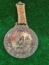 MEDAGLIONE CON SCENA DI CACCIA DA APPENDERE ALLA PARETE - WMF SINN - PELTRO