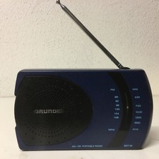 antica Radio vintage Grundig BOY 55  portatile a batteria GRIGIO