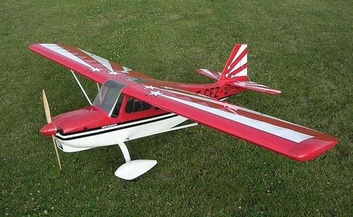 Modellino aereo radiocomandato
