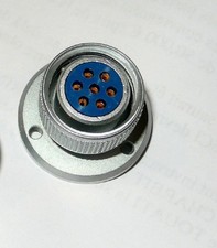 CONNECTEUR CHASSIS RADIALL /