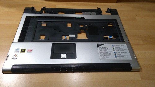 Scocca superiore touchpad