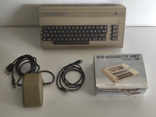 Computer commodore c64 - commodore,