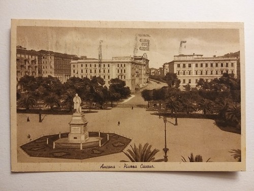 Ancona piazza cavour - ancona, cavour.