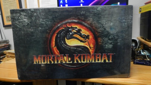 Mortal kombat collector - kombat, collector's