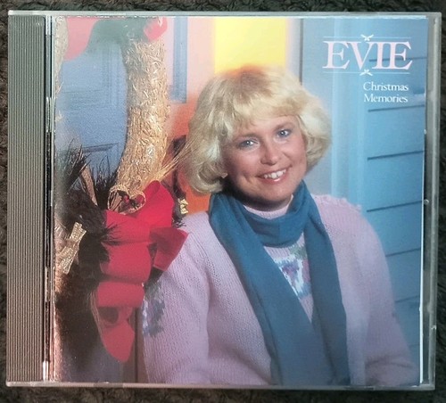 Evie tornquist christmas - evie,