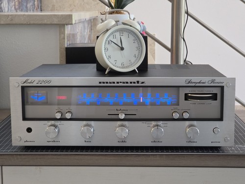 Marantz modello 2200