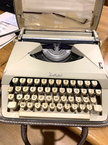 Vintage macchina scrivere - vintage,