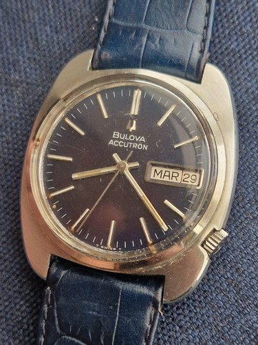 Bulova accutron day date - bulova,