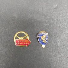 Spillino da ochiello Cisitalia e targhetta Mille Miglia smaltati in buono stato