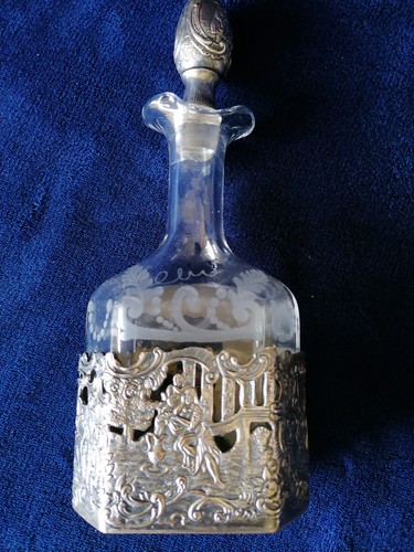 Caraffa barocca argentata con