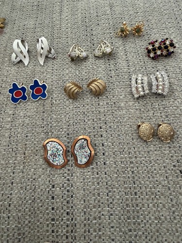 Vintage clip earrings - vintage,