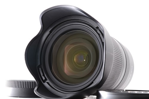 Tamron 70mm di iii a - f/2.8, iii-a