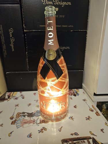 Moet chandon nir - chandon, luminos