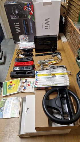 Nintendo wii console mario - nintendo,