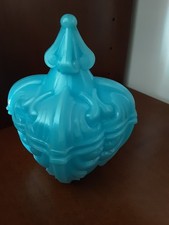 antica scatola in vetro opalino azzurro Vallerysthal 1920