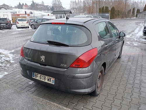 Peugeot 308 2011 - , fanale