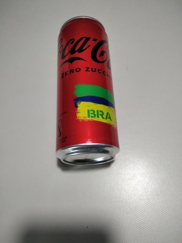 Coca cola lattina - cola, vuota