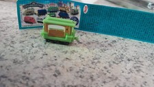Zaini " Chuggington " - sorpresina locomotiva con cartina  asemblata