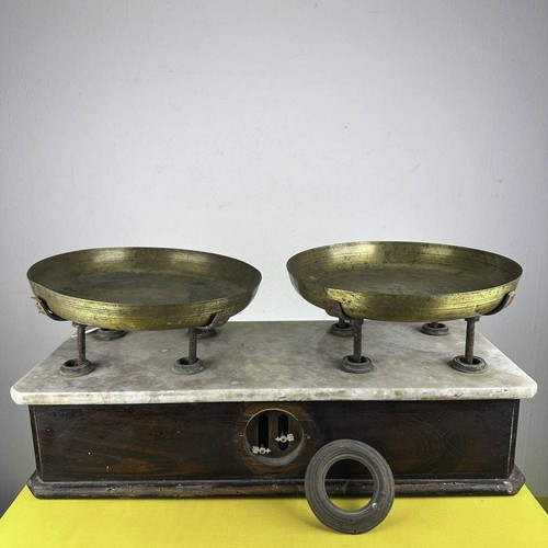 Bilancia vintage banco con - vintage,