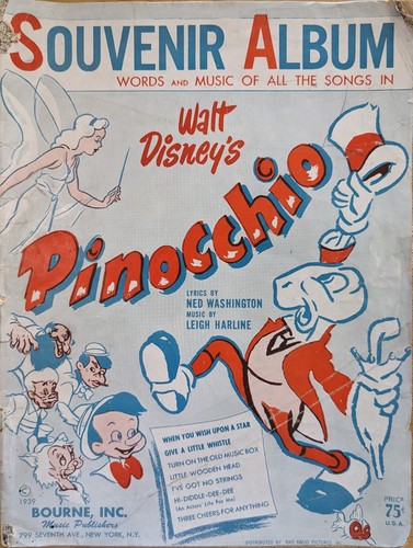 Pinocchio souvenir album - souvenir,