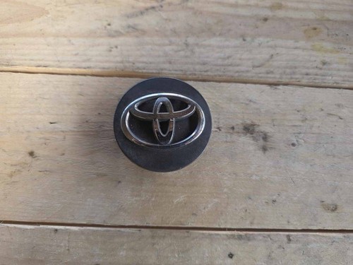 Toyota yaris xp210 - toyota,