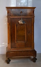 Comodino antico