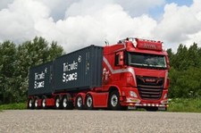 WSI 01-3628 DAF XF Trattore