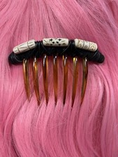 Melanie Moore Boutique Pettine