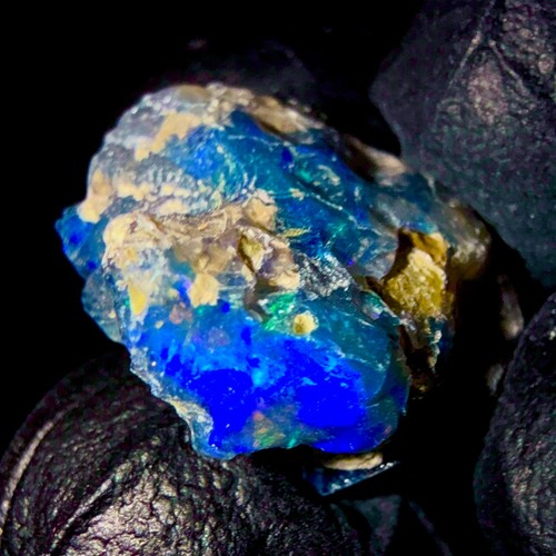 Opale nero etiopico pietra - opale,