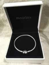 Genuine PANDORA Moments Barrel
