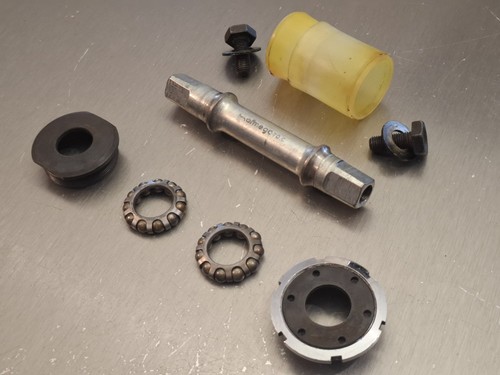 Ofmega 70c bottom bracket - ofmega,