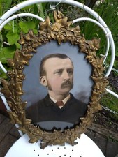 Ritratto ovale vintage di