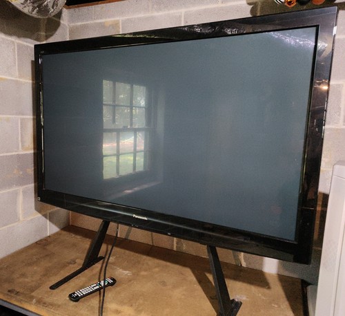 2010 panasonic plasma - 54',