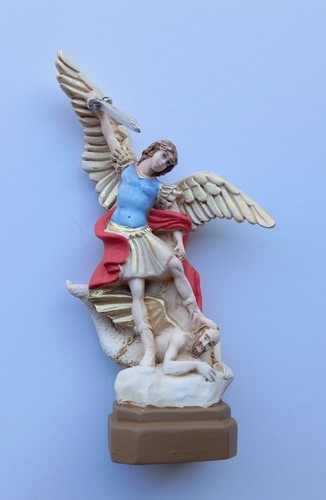 Statua san michele - san,