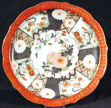 Kutani Plate Scalloped
