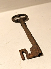 ANTICA CHIAVE IN FERRO