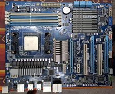 GIGABYTE GA-990XA-UD3 Rev 3.0 TOP AM3+ BOARD 5 SLOT PCI-EX + CPU