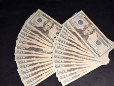 35 banconote da 20 dollari