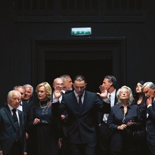 Ernia Per Soldi E Per Amore