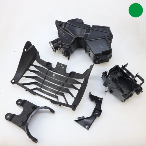 Ktm 390 plastiche varie - 390,