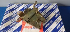 Serratura cofano posteriore per Fiat Ritmo 2° serie anche 130 TC.  [4532.25]