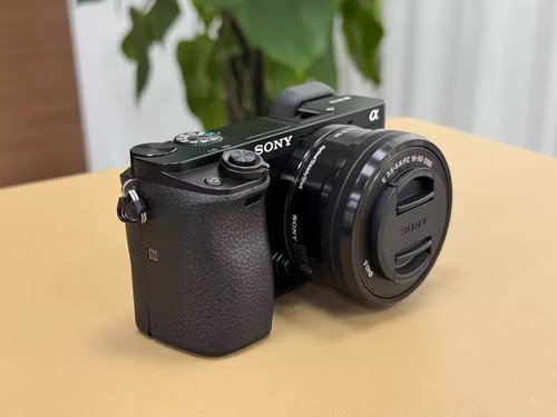 Sony alpha a6000 - alpha,