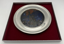 US Historical Society Statue