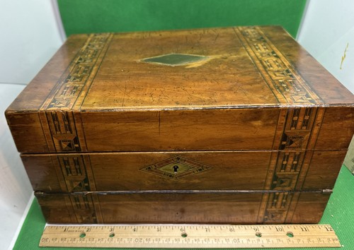 Antica scatola pendenza