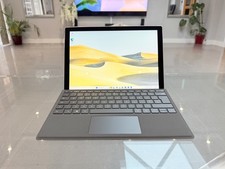 *PLUS MODEL* Microsoft Surface Pro 7+ - i7 11a generazione, 16 GB - 512 GB SSD!!