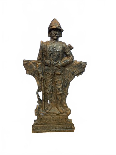 Antica statua inglese - in, ghisa