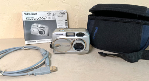 Fujifilm finepix 2650 - 2650, 2mp
