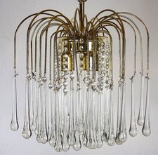 Bellissimo lampadario a goccia