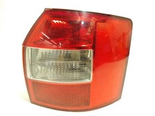 8E9945096 LUCI POSTERIORI