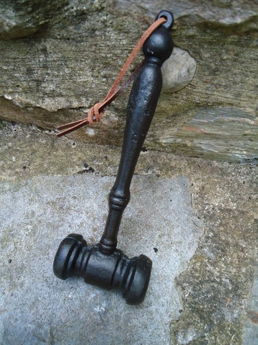 Auctioneers gavel made - gavel,